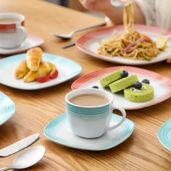 VEWEET Tafelservice 'SPARK' Aus Porzellan, 60-tlg Kombiservice, Kaffeetassen, Untertasse, Dessertteller, Speiseteller Und Suppenteller, Komplettservice Für 12 Personen -LuxeTafel Verkäufe 45b7bde9dcc1f26e9fd3a3485f4c549c