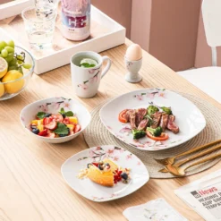 VEWEET Porzellan Kombiservice 'Annie', 40 Teilig Geschirrservice Für 8 Personen, Frühstückservice Mit Je 8 Eierbecher, Kaffeebecher 350 Ml, Müslischalen, Dessertteller Und Flachteller -LuxeTafel Verkäufe f6c44265fc7c5530f302d7e0f0b0325d